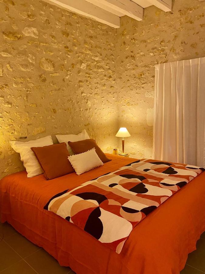 Le Moulin Du Mesnil Bed & Breakfast Saint Georges sur Cher Bagian luar foto