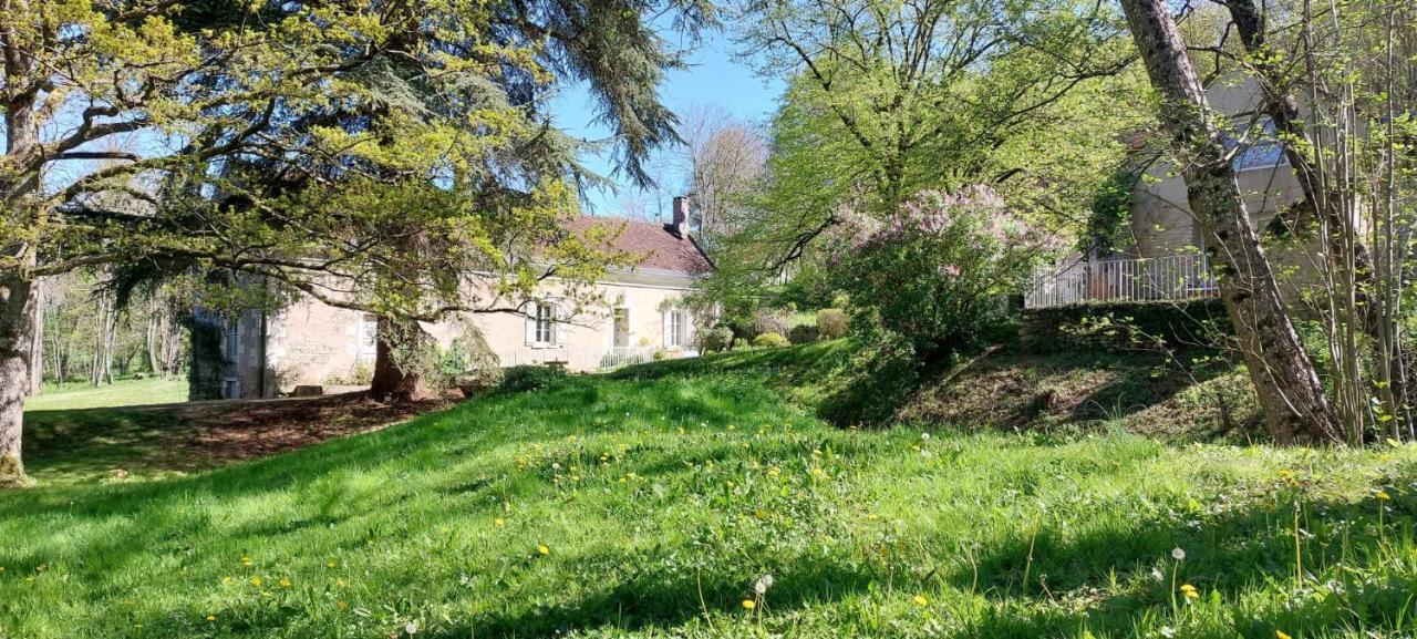 Le Moulin Du Mesnil Bed & Breakfast Saint Georges sur Cher Bagian luar foto
